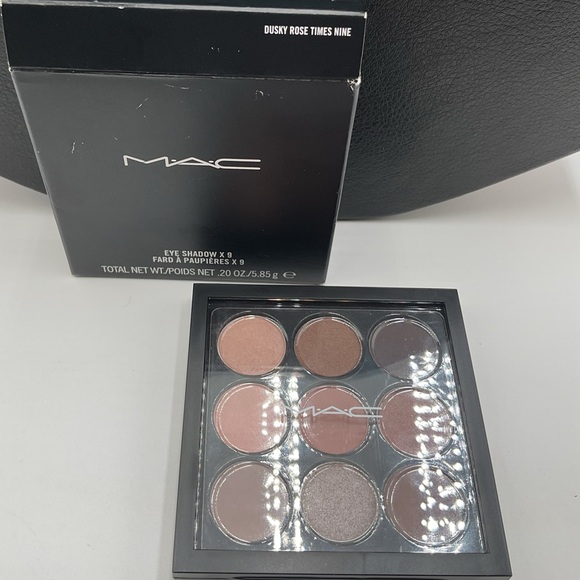 MAC Cosmetics Eyeshadow Palette in Dusky Rose x 9 - BNIB & Discontinued - Picture 10 of 16